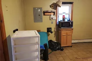 30 Hollywood Ave, Coventry, RI 02816 - Photo 6