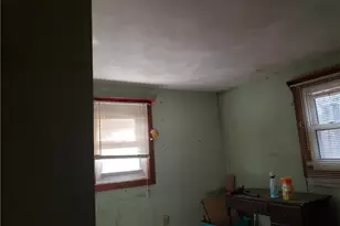 30 Hollywood Ave, Coventry, RI 02816 - Photo 24