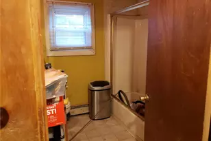 30 Hollywood Ave, Coventry, RI 02816 - Photo 16