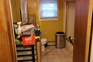 30 Hollywood Ave, Coventry, RI 02816 - Photo 14