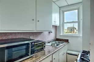 198 Ledge St, Providence, RI 02904 - Photo 10