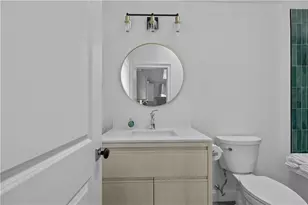 34 E Bowery St, Newport, RI 02840 - Photo 16