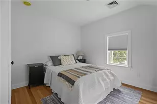 34 E Bowery St, Newport, RI 02840 - Photo 20