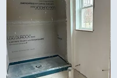 20 Doreen Court, Cranston, RI 02921 - Photo 8