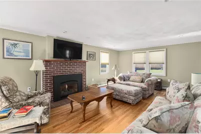 120 Chestnut Avenue, Narragansett, RI 02882 - Photo 14