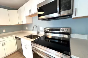 9 Turner Ave, East Providence, RI 02915 - Photo 14