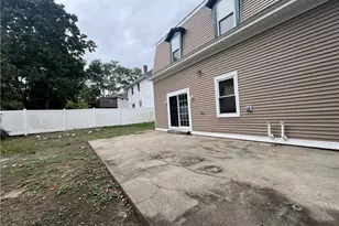 9 Turner Ave, East Providence, RI 02915 - Photo 4