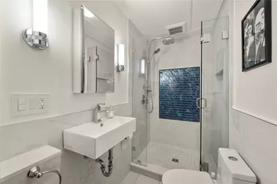 33 Marsh Street, Newport, RI 02840 - Photo 14