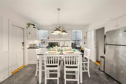 33 Marsh Street, Newport, RI 02840 - Photo 6