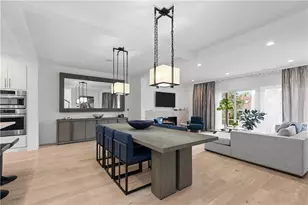 27 Weatherly Ave, Newport, RI 02840 - Photo 2