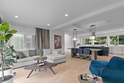 27 Weatherly Avenue, Newport, RI 02840 - Photo 8