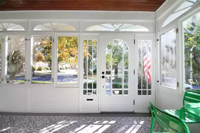 22 Bateman Avenue, Newport, RI 02840 - Photo 6