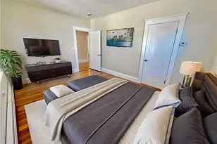 141 Elton St, Providence, RI 02906 - Photo 14