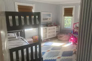 27 Mann Ave, Newport, RI 02840 - Photo 12