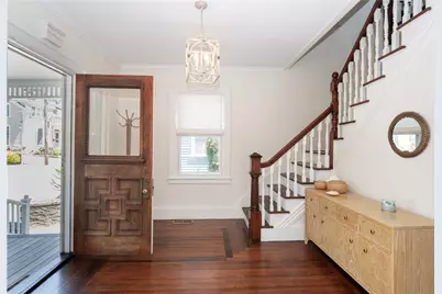 27 Mann Avenue, Newport, RI 02840 - Photo 4