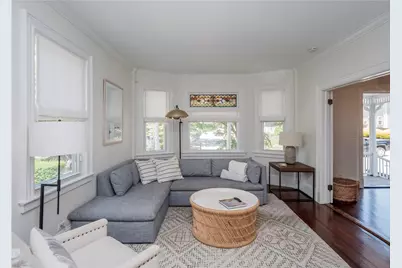 27 Mann Avenue, Newport, RI 02840 - Photo 6