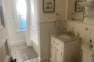 27 Mann Ave, Newport, RI 02840 - Photo 14