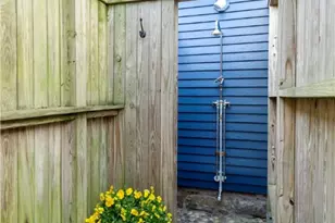 33 Marsh St, Newport, RI 02840 - Photo 18