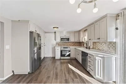 16 North Rose Street, East Providence, RI 02914 - Photo 10