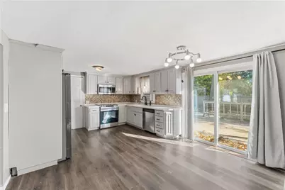16 North Rose Street, East Providence, RI 02914 - Photo 8
