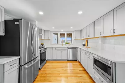 29 Wiliam Avenue, Tiverton, RI 02878 - Photo 8
