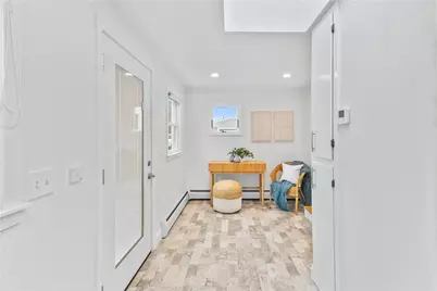 29 Wiliam Avenue, Tiverton, RI 02878 - Photo 12