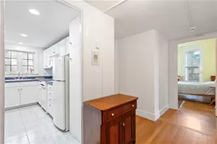 242 Wayland Ave, Providence, RI 02906 - Photo 16