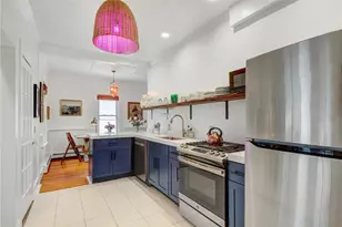 24 Hunter Ave, Newport, RI 02840 - Photo 2