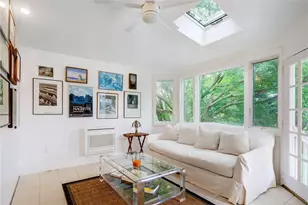 24 Hunter Ave, Newport, RI 02840 - Photo 14