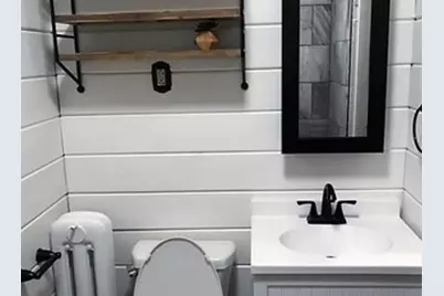 25 West Narragansett Avenue #B, Newport, RI 02840 - Photo 10