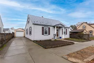 66 State St, Pawtucket, RI 02861 - Photo 2