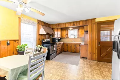 66 State Street, Pawtucket, RI 02861 - Photo 8