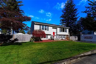 41 Dayton Ave, Warwick, RI 02889 - Photo 2