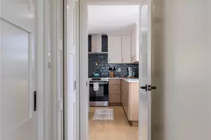 7 Dearborn St, Newport, RI 02840 - Photo 16