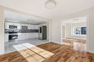54 Dalton St, East Providence, RI 02916 - Photo 2