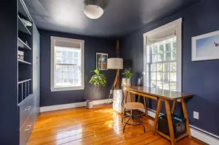 3 Vicksburg Pl, Newport, RI 02840 - Photo 2