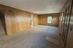 14 Douglas St, West Warwick, RI 02893 - Photo 10