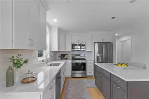 106 Child Ln, Warwick, RI 02886 - Photo 10