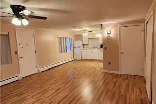 72 W Shore Rd, Warwick, RI 02886 - Photo 2