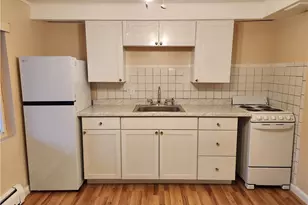 72 W Shore Rd, Warwick, RI 02886 - Photo 8