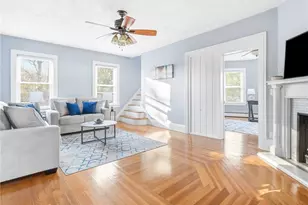 12 Earl St, West Warwick, RI 02893 - Photo 6