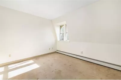 66 Webster Street #9, Newport, RI 02840 - Photo 18