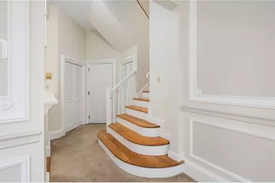 66 Webster Street #9, Newport, RI 02840 - Photo 16