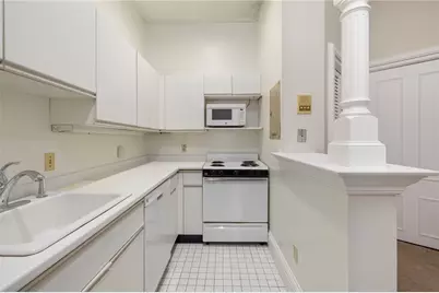 66 Webster Street #9, Newport, RI 02840 - Photo 18