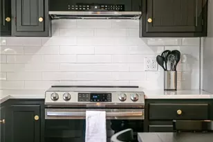 5 Cherry St, Newport, RI 02840 - Photo 6