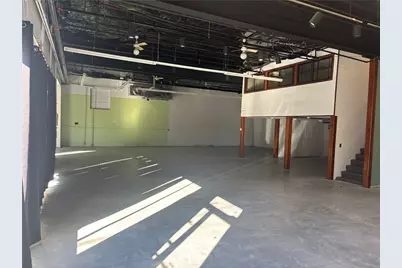 1533 South Main Street, Fall River, MA 02724 - Photo 4