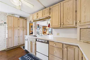 1140 Succotash Rd, Narragansett, RI 02879 - Photo 16