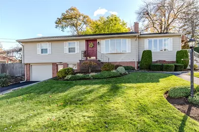 17 Woodview Drive, Cranston, RI 02920 - Photo 1