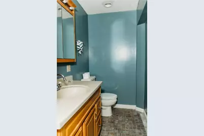 16 Ward Avenue, Middletown, RI 02842 - Photo 34