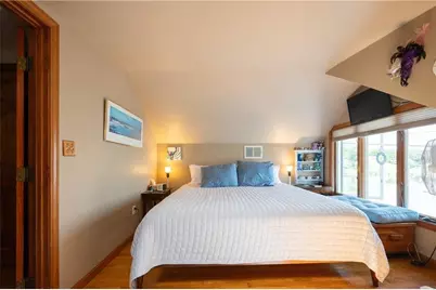 22 Harrison Street, Bristol, RI 02809 - Photo 14